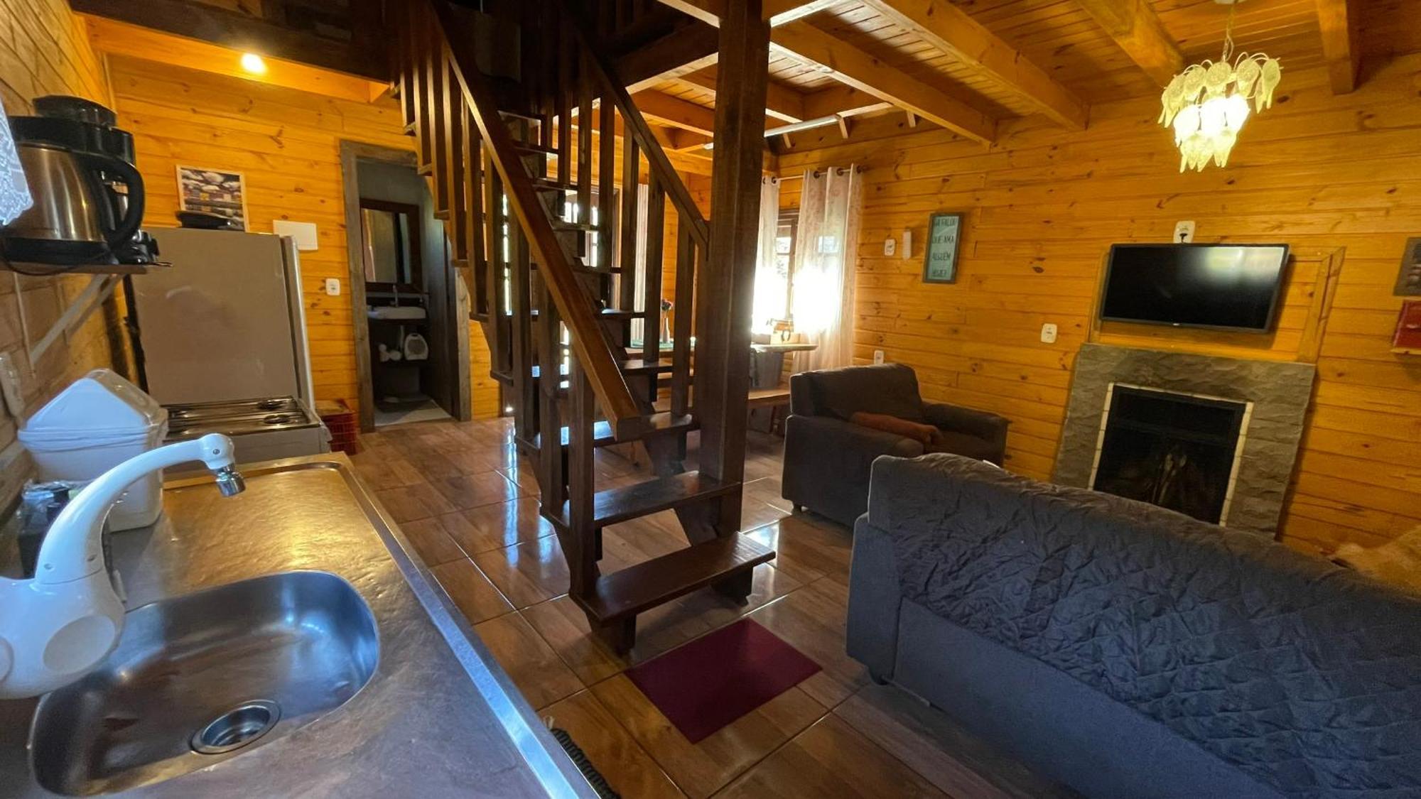 Leao Da Tribo De Juda Lodge
